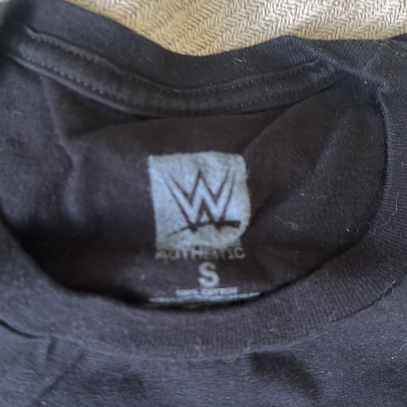 WWE Bella twins tee shirt - Picture 2 of 2